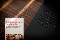 Buch Erfolgreich zum Studienplatz